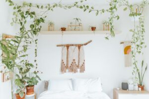 Read more about the article Boho Chic Bedroom Decor on a Budget